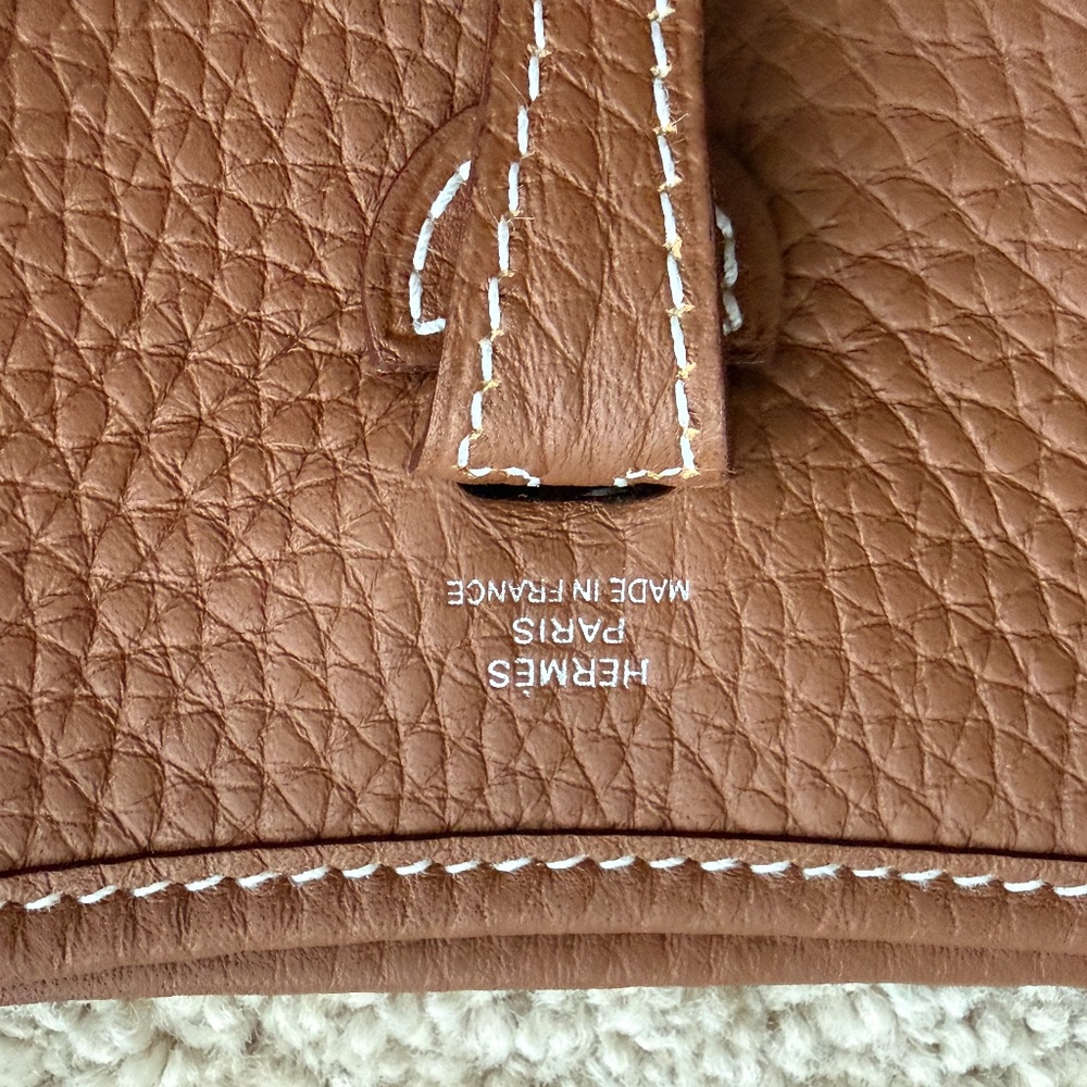 New Hermes Taurillon Clemence Amazone Evelyne TPM 16 Gold w/White Stich/PHW - Picture 7 of 10